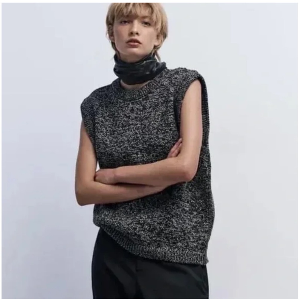 Zara Oversized Twisted Yarn Knit Vest